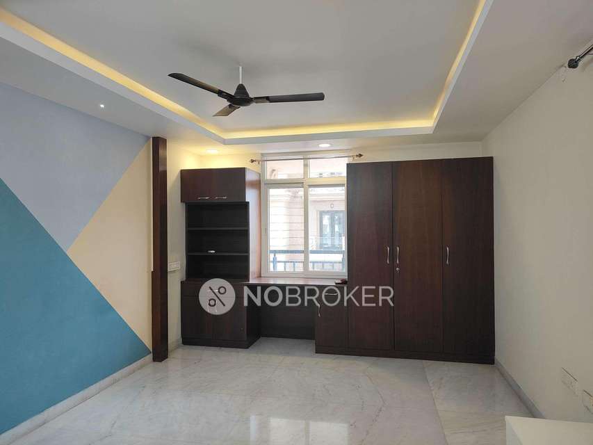 3 BHK Flat In Aditya Empress Towers For Sale  In Shaikpet