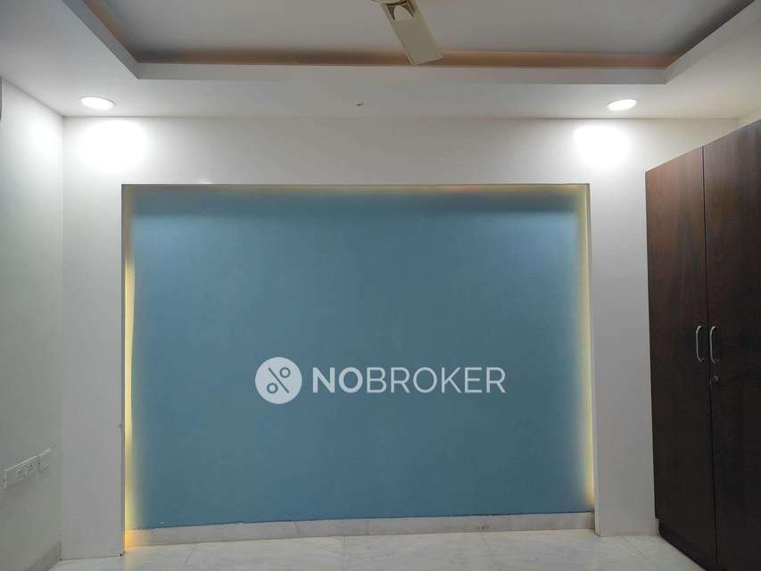 3 BHK Flat In Aditya Empress Towers For Sale  In Shaikpet