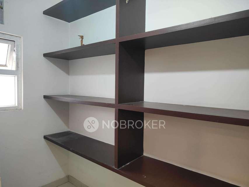 3 BHK Flat In Aditya Empress Towers For Sale  In Shaikpet