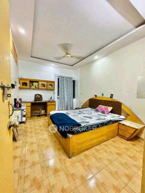 Shared Room for Male In 3 BHK  In Gokul Gardens