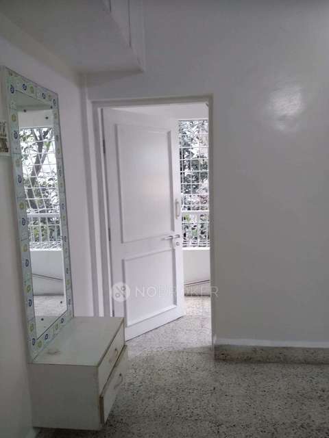 Single Room for Female In 3 BHK  In  Aundh