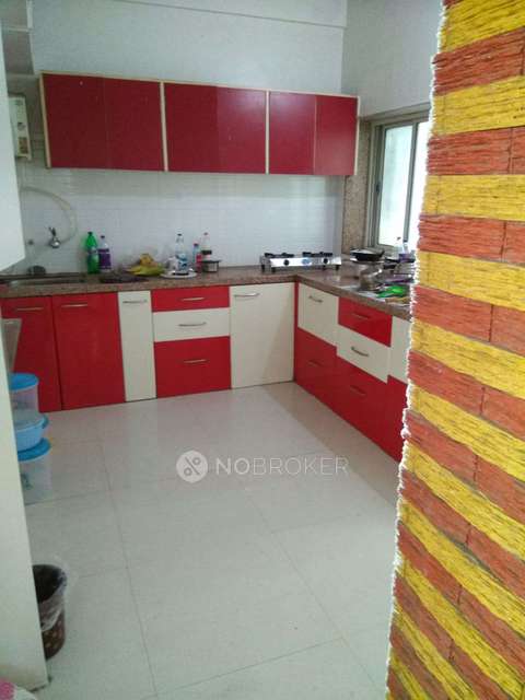 Single Room for Female In 3 BHK  In  Aundh