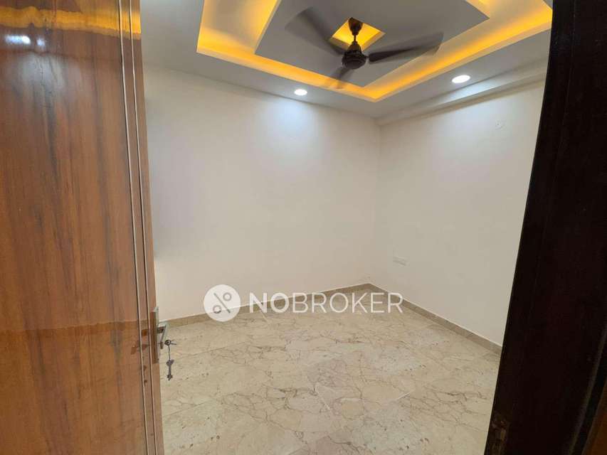 3 BHK Flat In Shyam Apartments For Sale  In Sector 73