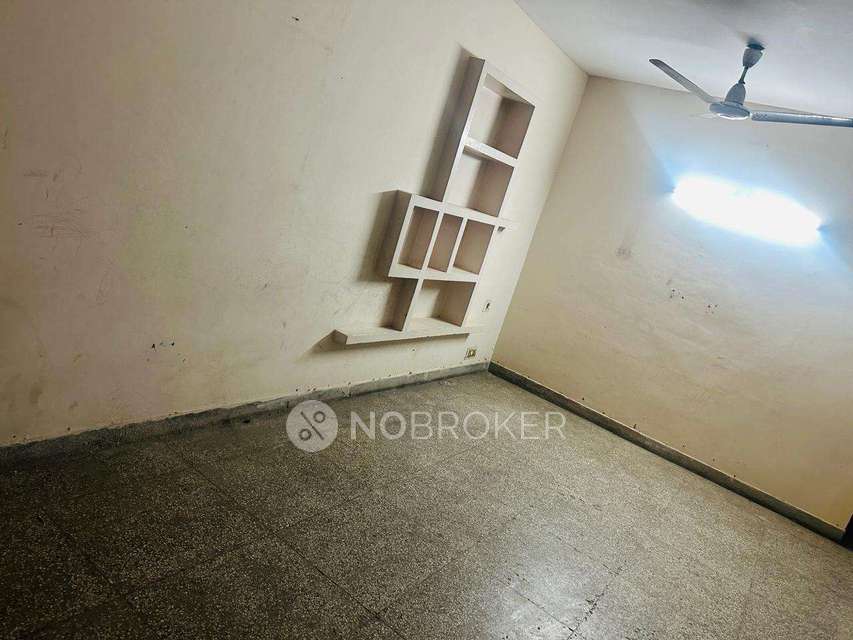 2 BHK House for Rent  In Sector 17