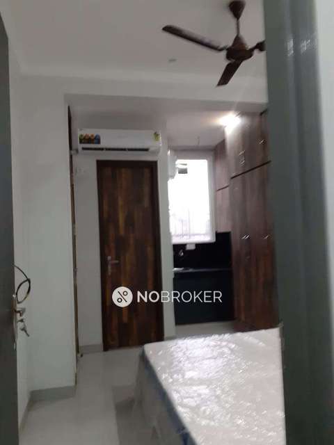 2 BHK Flat In Standalone Building  for Rent  In  Sector 56