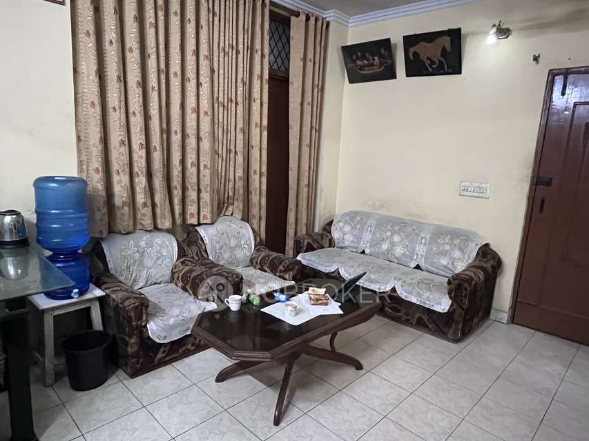 Single Room for Female In 2 BHK  In Pul Pehladpur