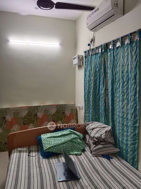 1 BHK Flat In Ragavas Appartment Perumbakkam For Sale  In Ragavas Apartment