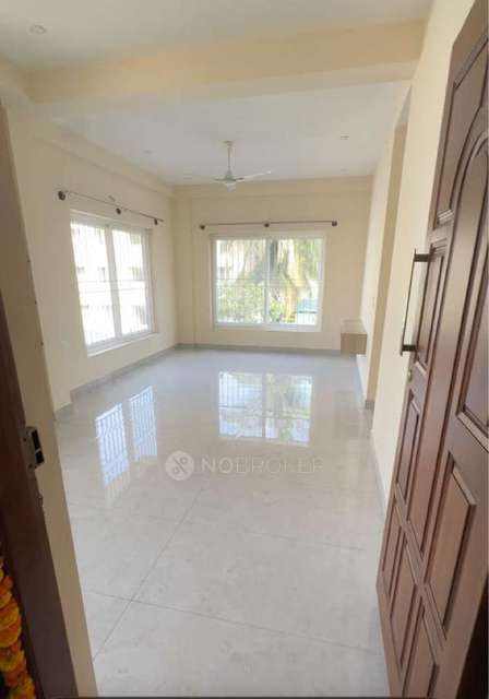 3 BHK Flat In Valampuri Vilasa for Rent  In Balasubramanium Nethaji Residence