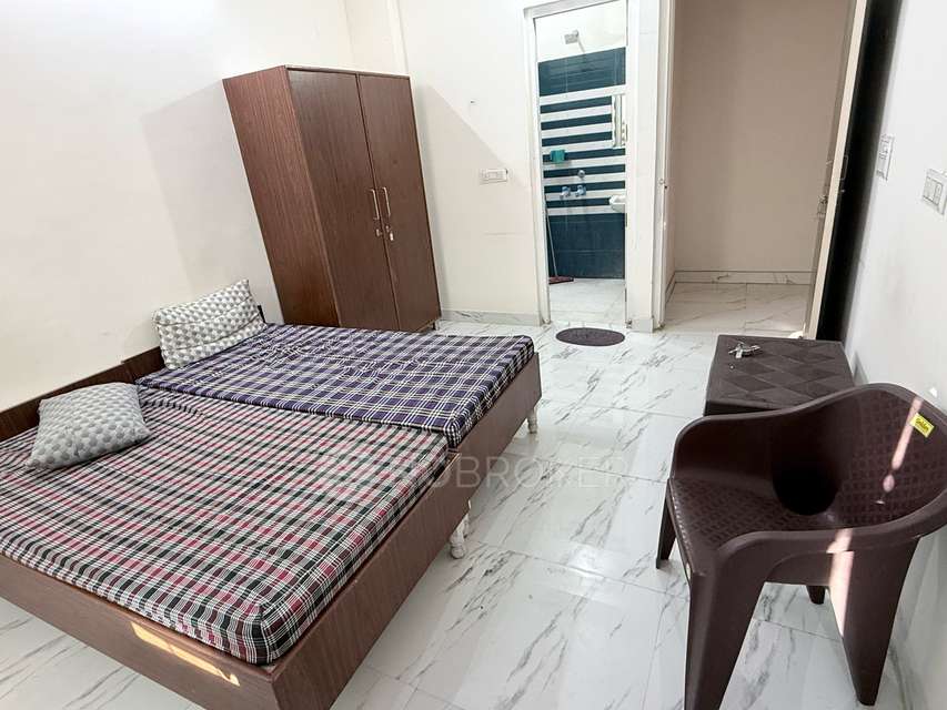 PG for Boys in Paleram Home Stay