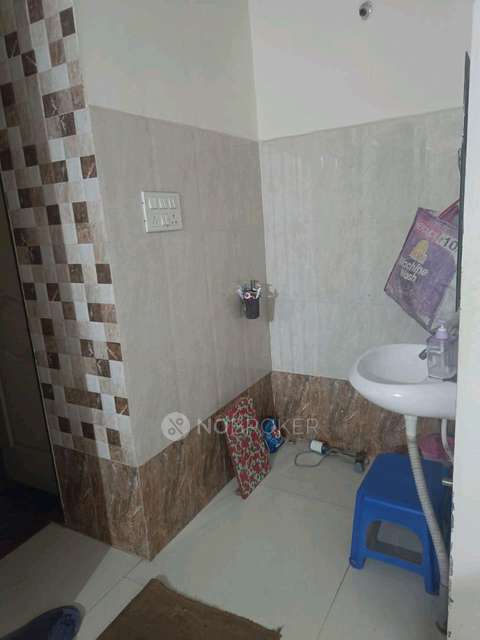 Single Room for Female In 1 BHK  In Surveys House In No 1651b, Shop No 7, Santoshi Complex, Plot No 6, Indira Nagar, Bhoirnagar, Chinchwad, Pune, Pimpri-chinchwad, Maharashtra 411033, India