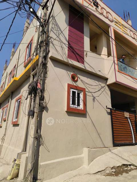 1 BHK House for Rent  In Gopanpally 