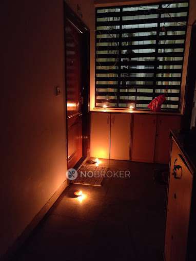 2 BHK Flat In Vijaya Lakshmi Apt. for Rent  In Ground Floor - 10th Floor, Vittal Mallya Rd, Next To Cafe Coffee Day Square, Near Cubbon Park Road, Kg Halli, D' Souza Layout, Ashok Nagar, Bengaluru, Karnataka 560001, India