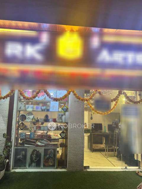 Shop in Indira Park, Delhi for sale 