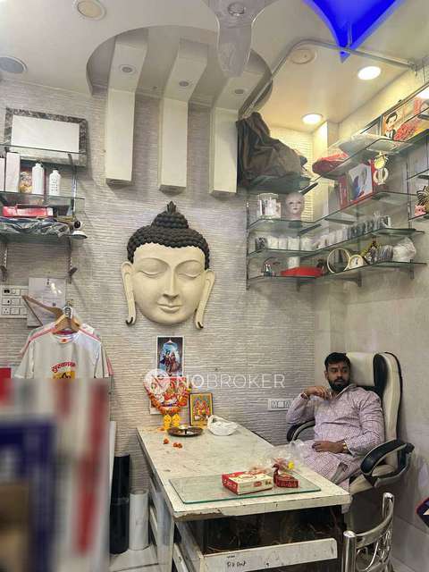 Shop in Indira Park, Delhi for sale 