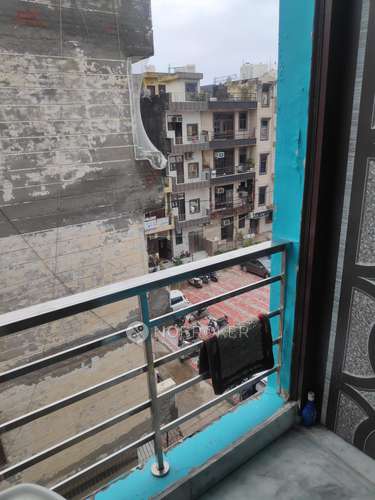 2 BHK Flat In Standalone Building  For Sale  In Rohini