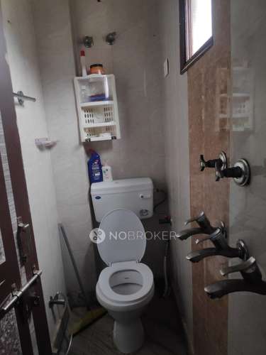 2 BHK Flat In Standalone Building  For Sale  In Rohini