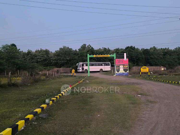 Plot For Sale  In Urappakkam