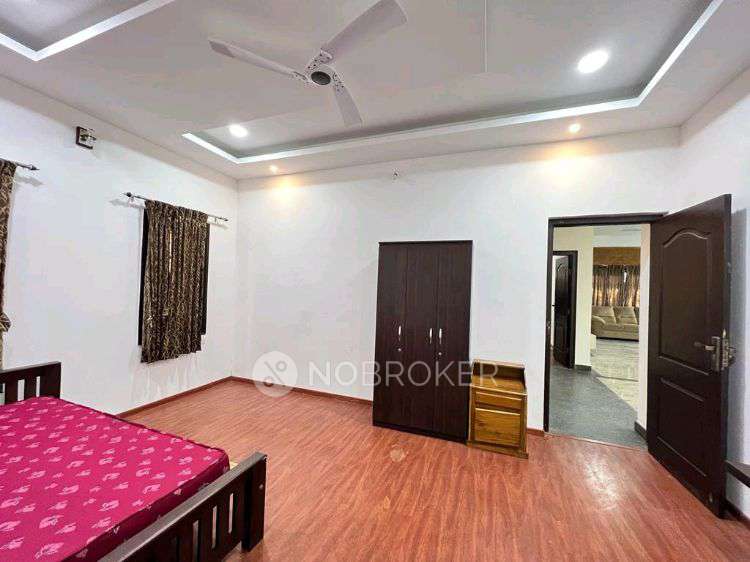 4+ BHK House for Rent  In Kasavanahalli