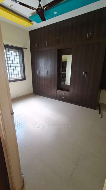 2 BHK Flat In Sri Karthik Paradise for Rent  In Alfa Gardens