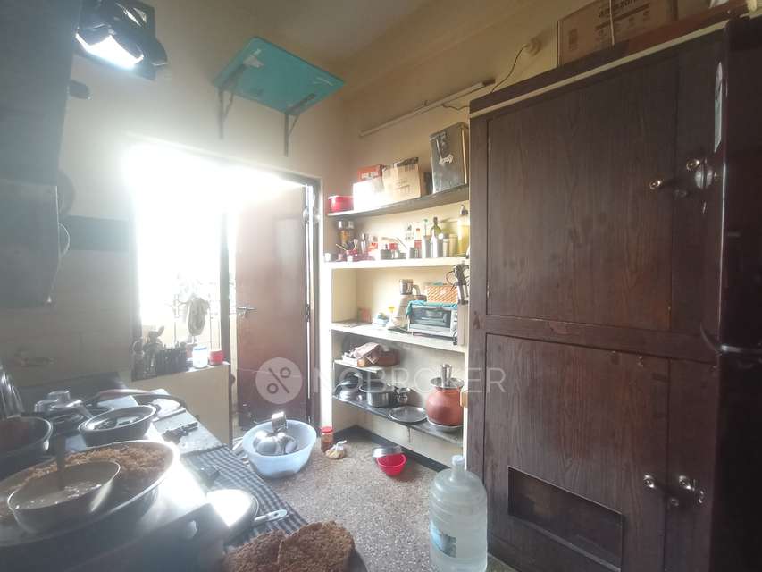 2 BHK Flat In Akrish Apartment For Sale  In Vellala Street