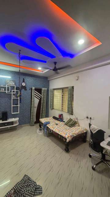 2 BHK Flat In Sri Vaishnavi Residency for Rent  In Life Pharmacy
