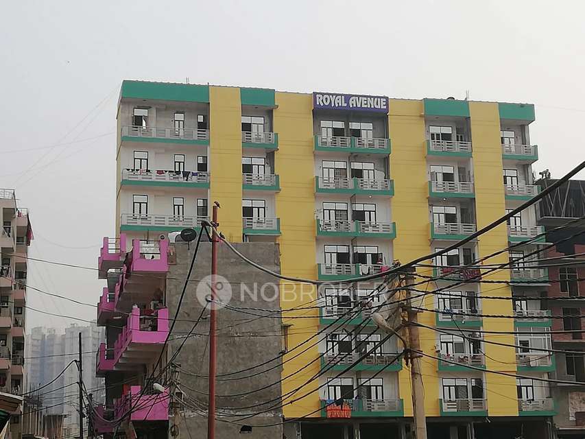 2 BHK Flat In Royal Avenue 2 Sector 73 For Sale  In Unit 1, Geeky Foods, A1 Tower, Royal Avenue St, Sector 73, Noida, Uttar Pradesh 201316, India