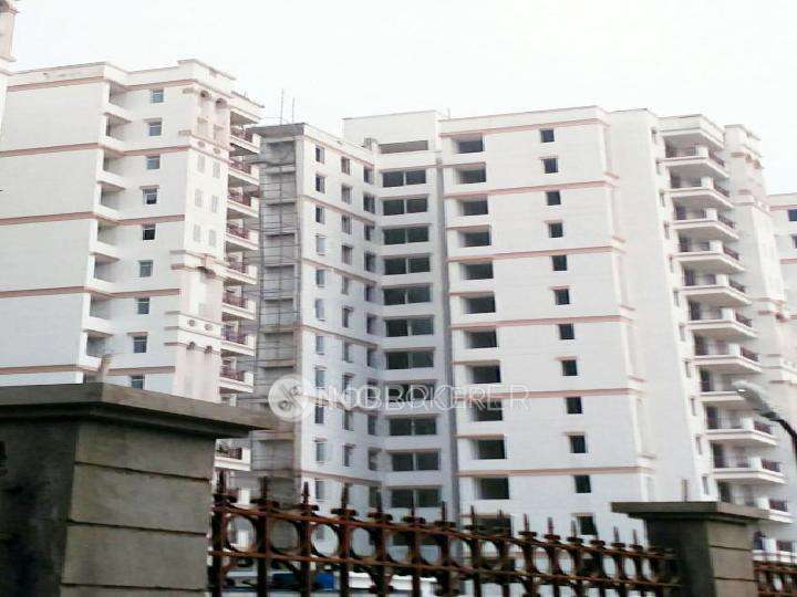 3 BHK Flat In Ramprastha Skyz For Sale  In Sector 37d 