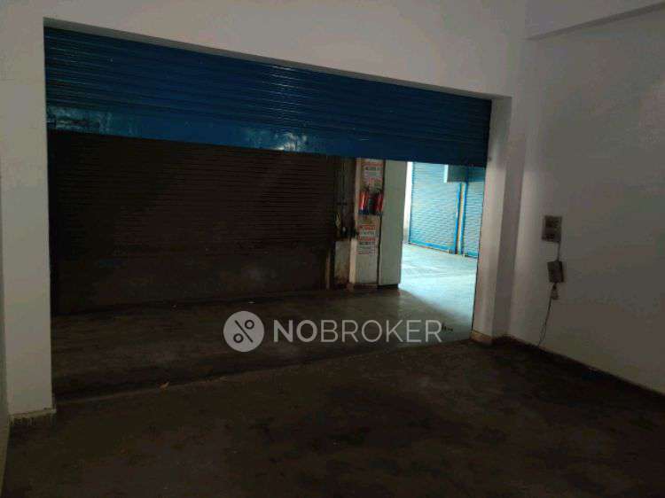 Shop in Sahni Tower, Ghaziabad for sale 
