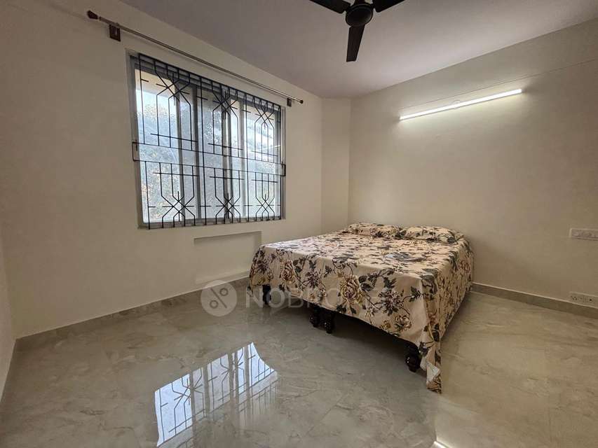 3 BHK Flat In Fernhill Gardens for Rent  In Hsr Layout