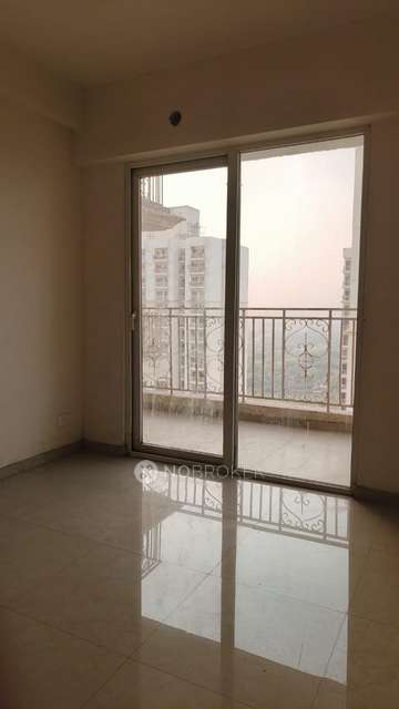 3 BHK Flat In Mahagun Mantra For Sale  In Vaidpura