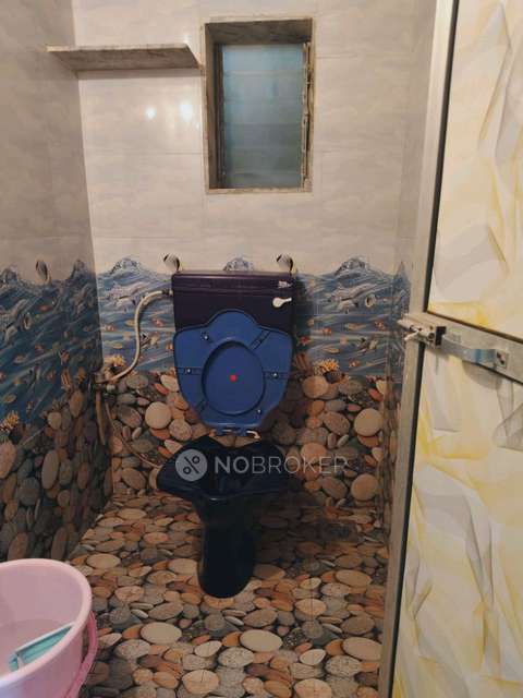 PG for Girls in 400053, Lokhandwala Complex Road