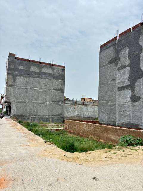 Plot For Sale  In Shree Krishna Enclave In Pt.salagram Inter College