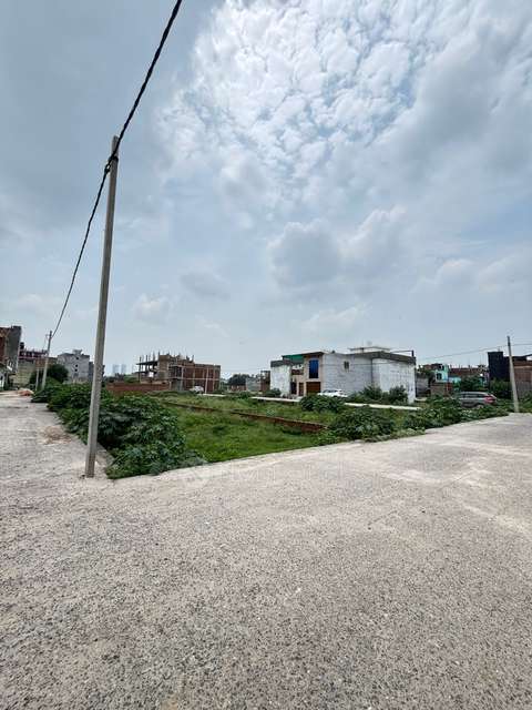 Plot For Sale  In Shree Krishna Enclave In Pt.salagram Inter College