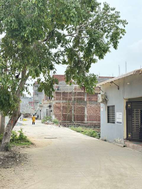 Plot For Sale  In Shree Krishna Enclave In Pt.salagram Inter College