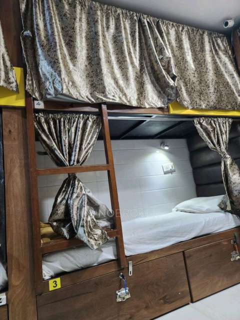 PG for Boys in Andheri East