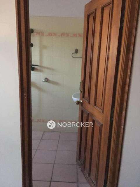 3 BHK Flat In Varasiddhi Apartment For Sale  In Film Nagar 