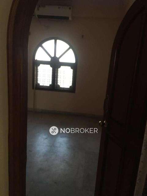 3 BHK Flat In Varasiddhi Apartment For Sale  In Film Nagar 