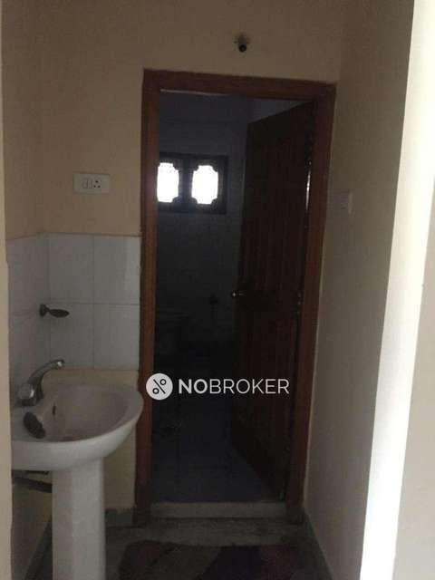 3 BHK Flat In Varasiddhi Apartment For Sale  In Film Nagar 