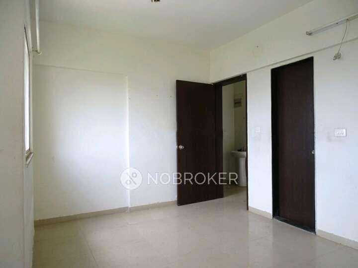 2 BHK Flat In Krishnaknuj Society For Sale  In Kondhwa Budruk