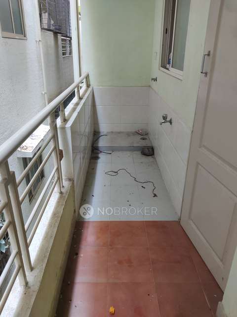 2 BHK Flat In Shree Palace for Rent  In Electronic City