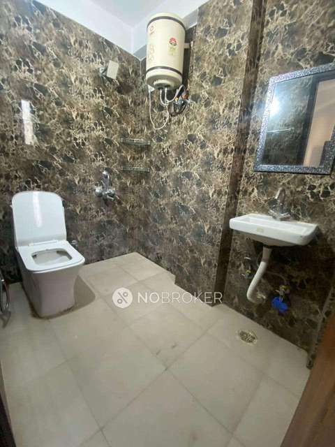 4+ BHK Flat For Sale  In  Sushant Lok Phase I