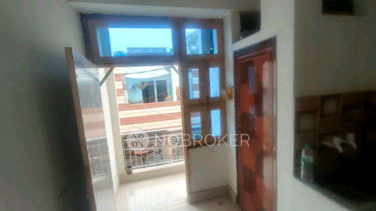 1 RK House for Rent  In 10, Street No-2, 28, Futta Road, Bhagat Vihar, East Sadatpur Extension, Karawal Nagar, New Delhi, Delhi, 110090, India