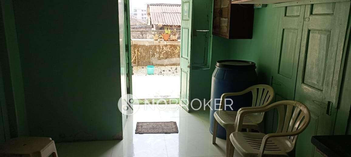 1 RK Flat In Batatawala Mansion For Sale  In Lal Bag