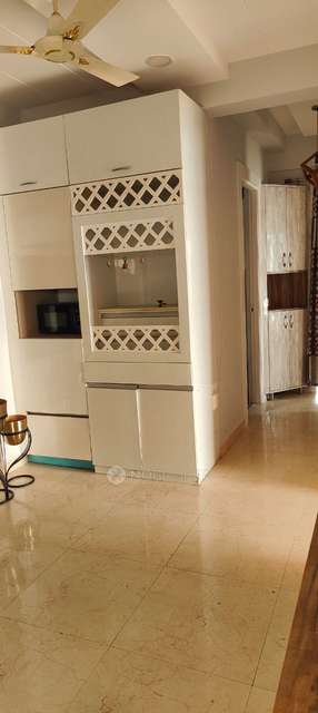 PG for Girls in Civitech Stadia