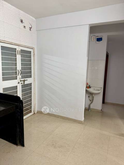 2 BHK Flat In Swami Samarth Residency for Rent  In Crystal Palace, Kirti Classic Society