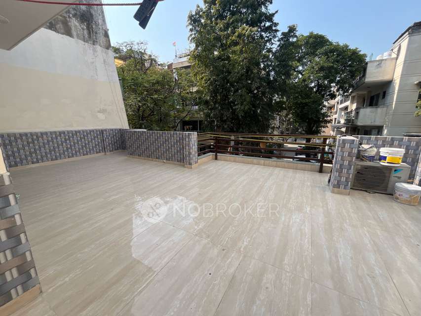 2 BHK Flat In J Block Saket for Rent  In J Block, Saket