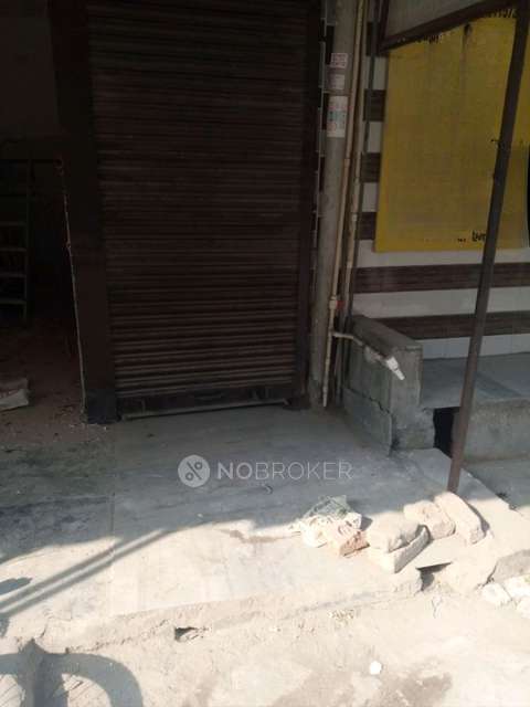 Shop in  Indirapuram, Ghaziabad for Rent 