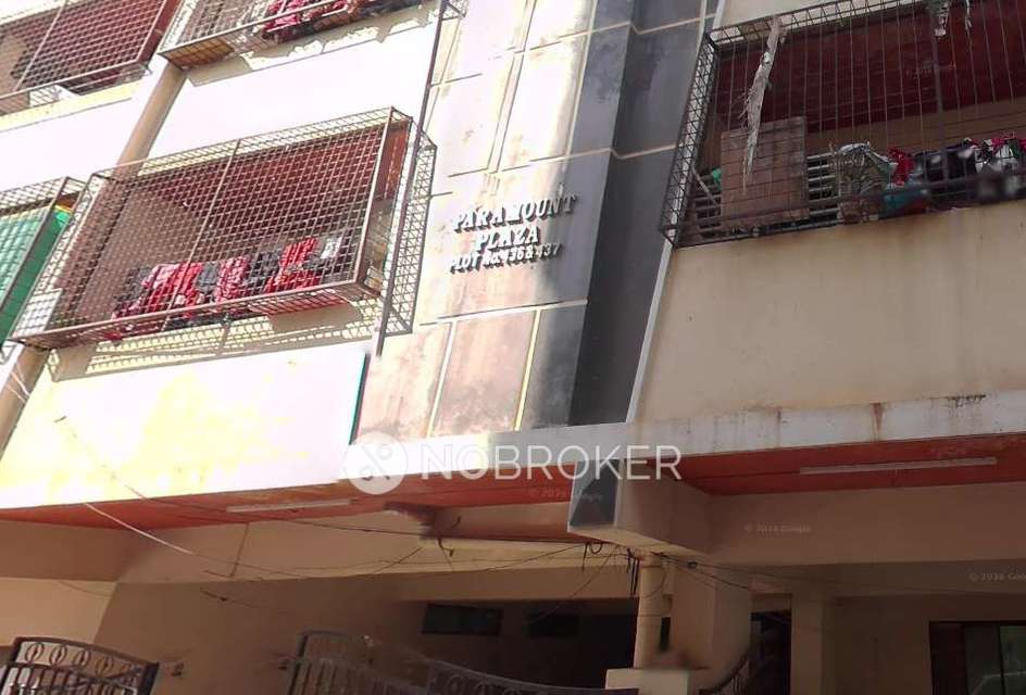 2 BHK Flat In Paramount Plaza For Sale  In Toli Chowki