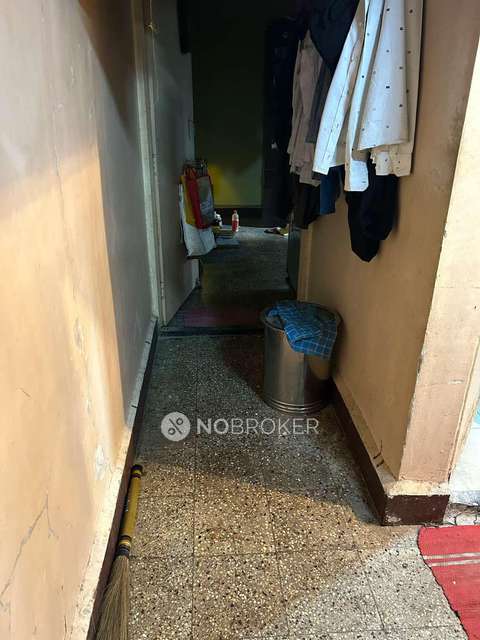 1 RK Flat In M.k. Apartment for Rent  In New Sanghavi