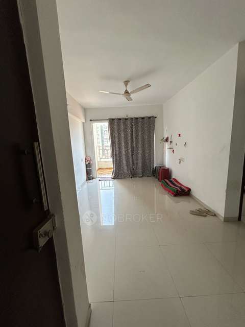 Shared Room for Female In 1 BHK  In Majestique Magnum In Pisoli
